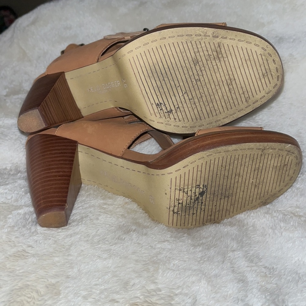 Kelsi Dagger Brooklyn heels tan size 9.5 - Picture 5 of 9